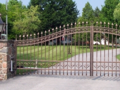 wrought-iron-driveway-gate-10